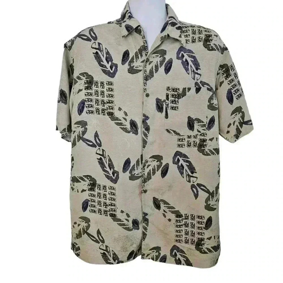 Firethorn Silk Short-Sleeve Button-up Shirt Size Medium - Picture 1 of 9